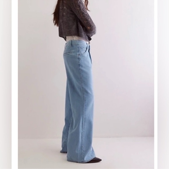 NWT Free People We the Free Sheridan Trouser Flare Jeans - Coventry Blue - 30 - Picture 3 of 11